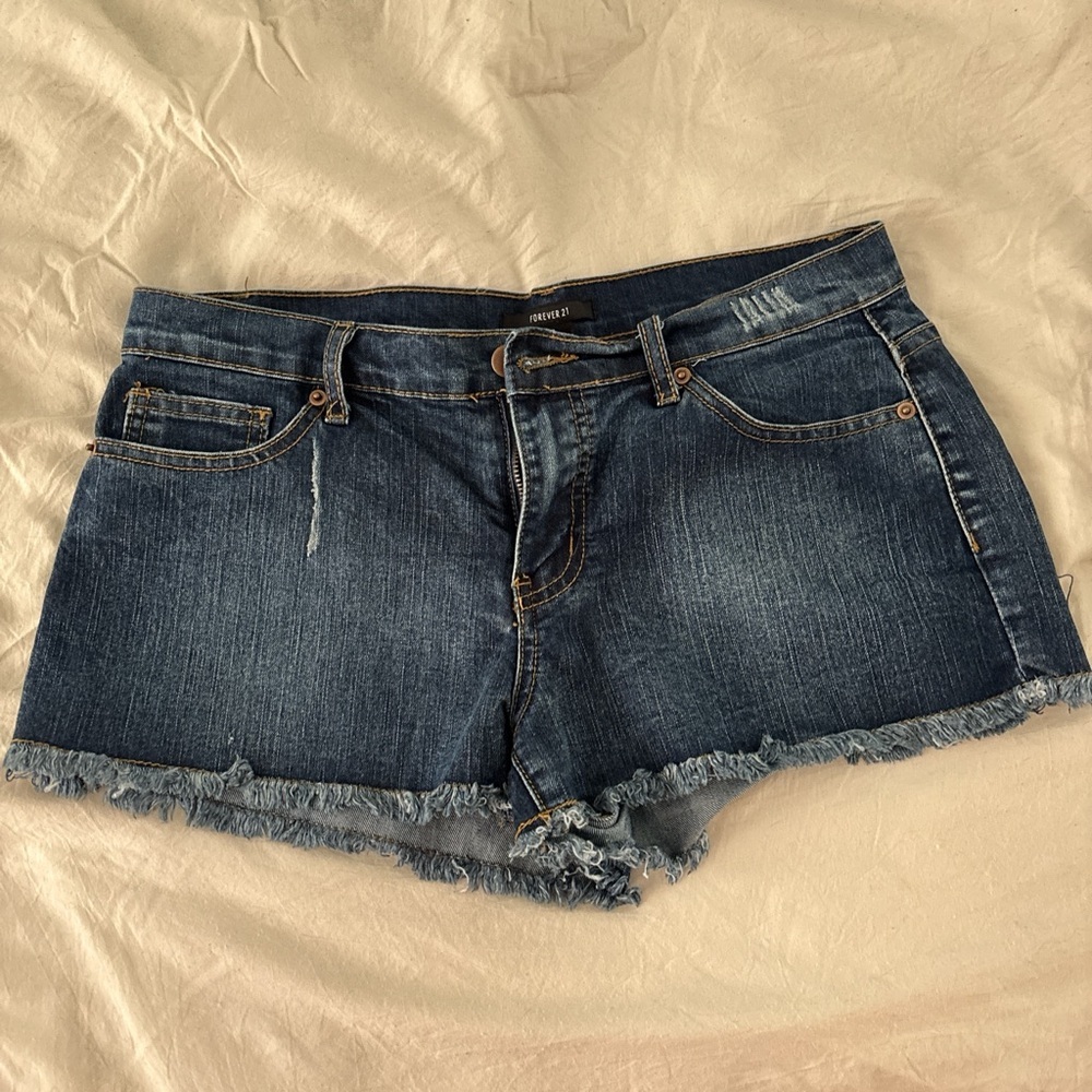 Forever 21 Denim Blue Women's Shorts size 29”